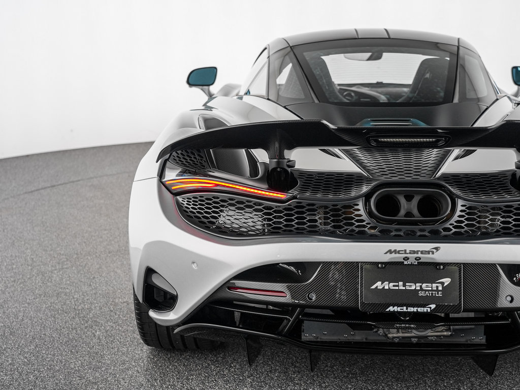 New 2027 McLaren 750S photo 42
