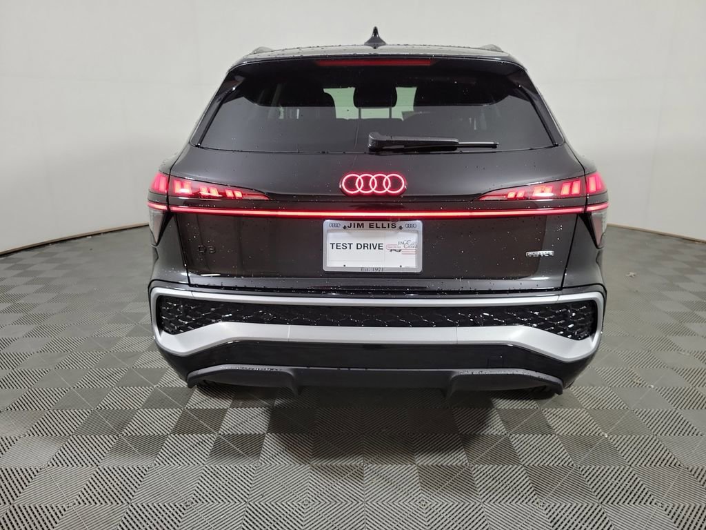 2026 Audi Q3 quattro 2.0T
