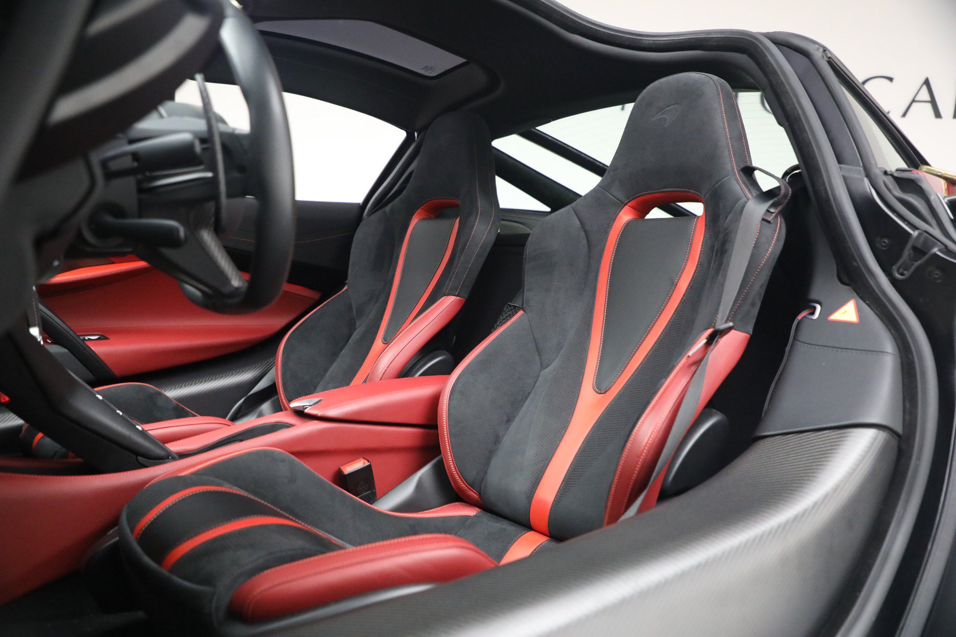 Used 2019 McLaren 720S Performance photo 20