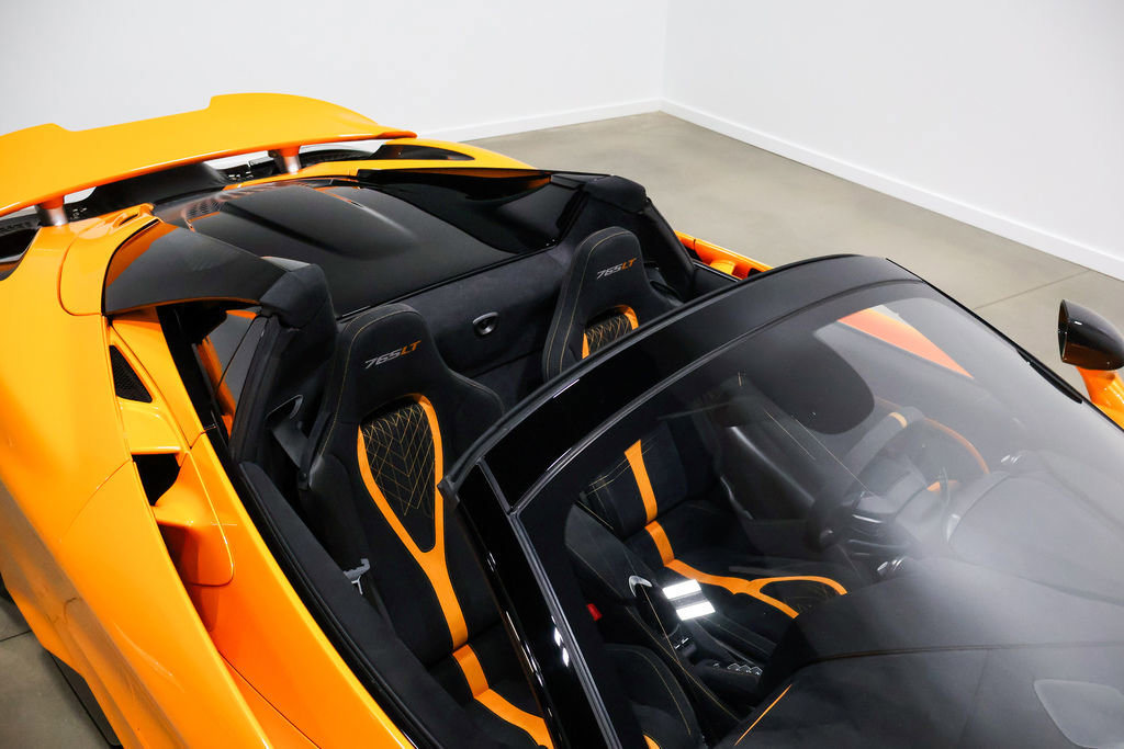 Used 2022 McLaren 765LT photo 78