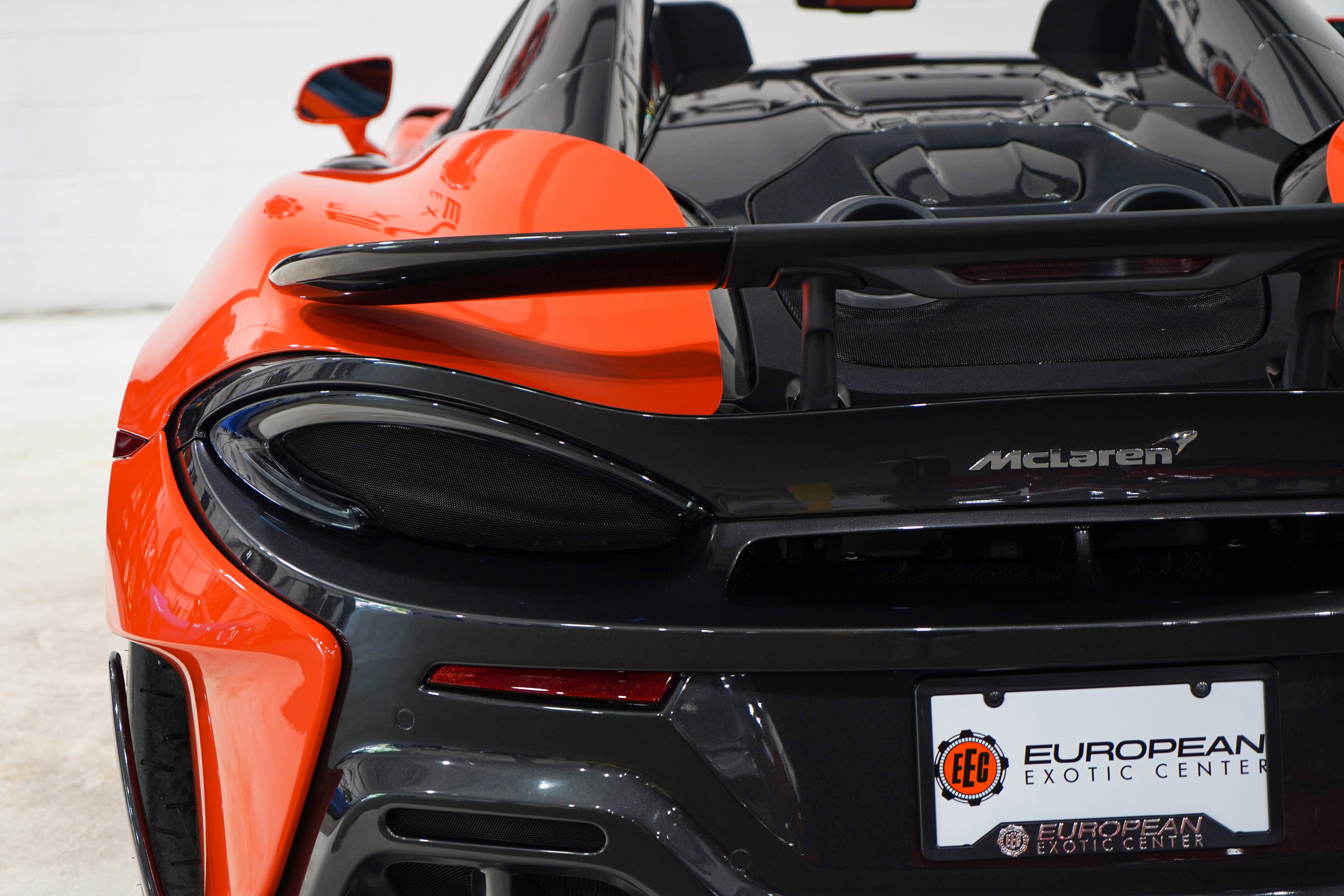 Used 2020 McLaren 600LT Spider photo 35