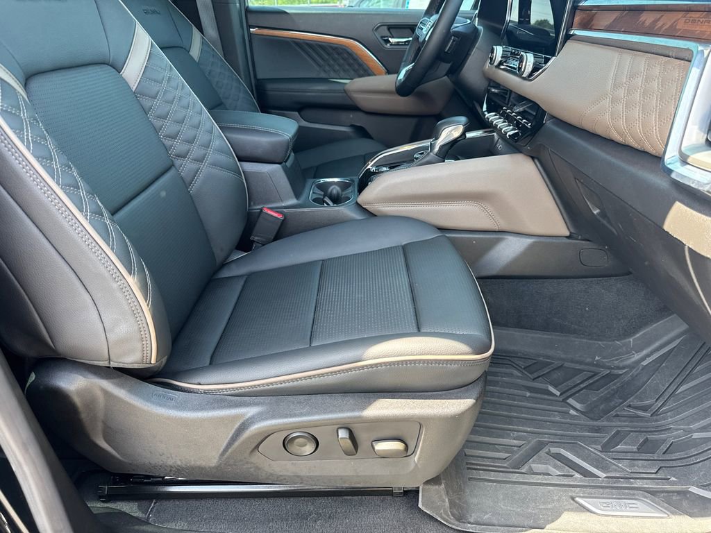 2024 GMC Canyon Denali