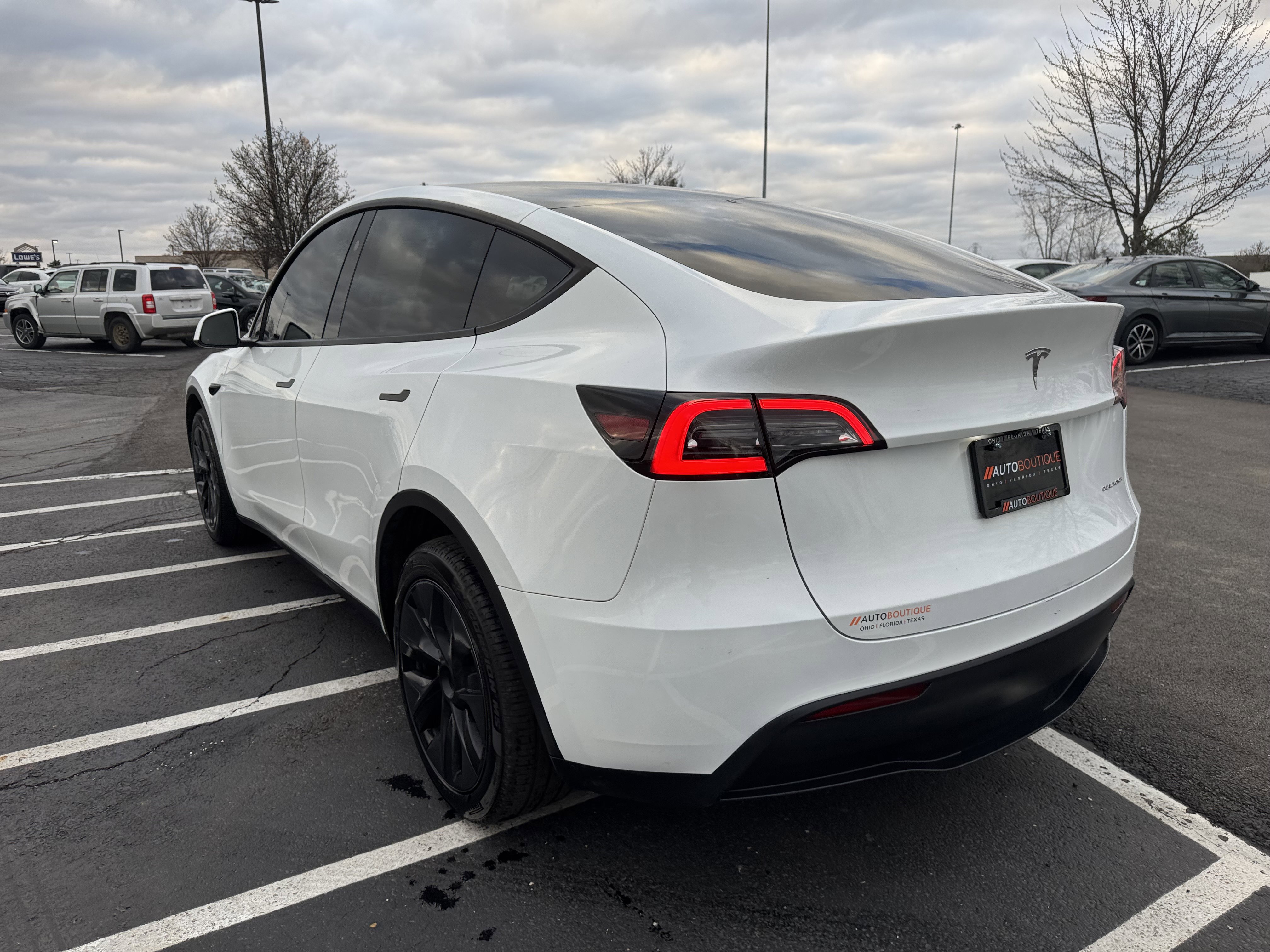 2024 Tesla Model Y Long Range