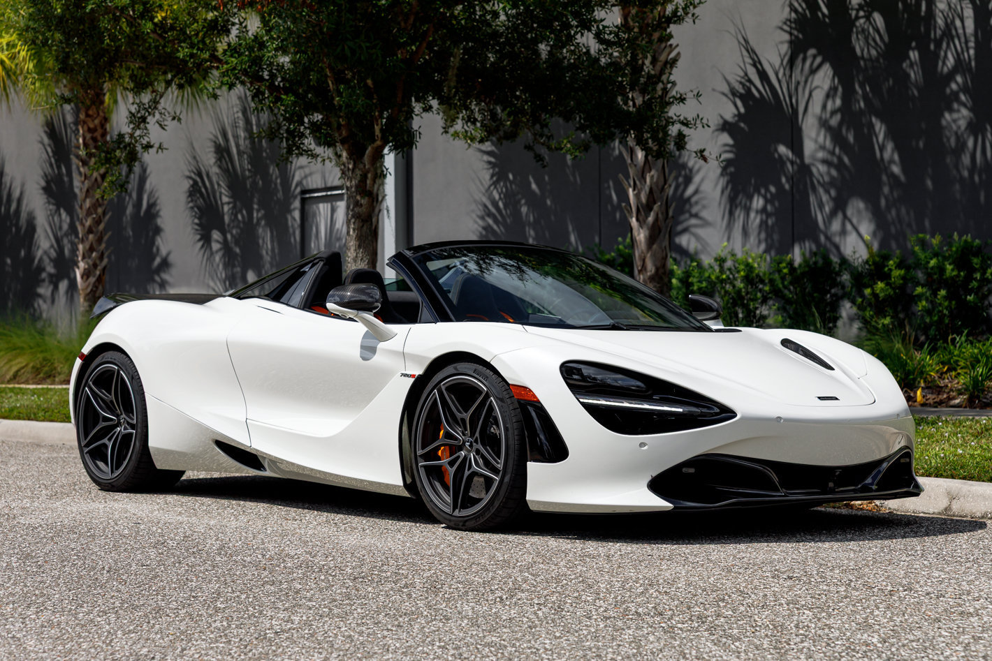 Used 2020 McLaren 720S Performance photo 9