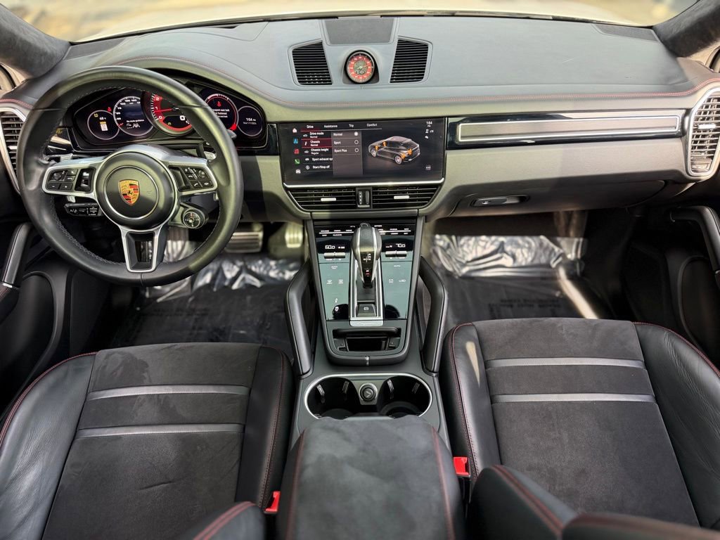 2023 Porsche Cayenne GTS