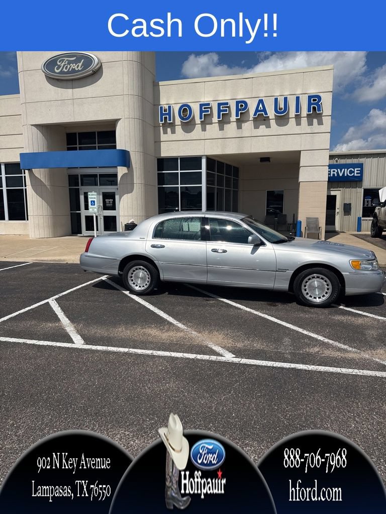Used 1999 Lincoln Town Car Executive
