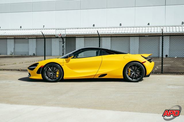 Used 2020 McLaren 720S Performance photo 17