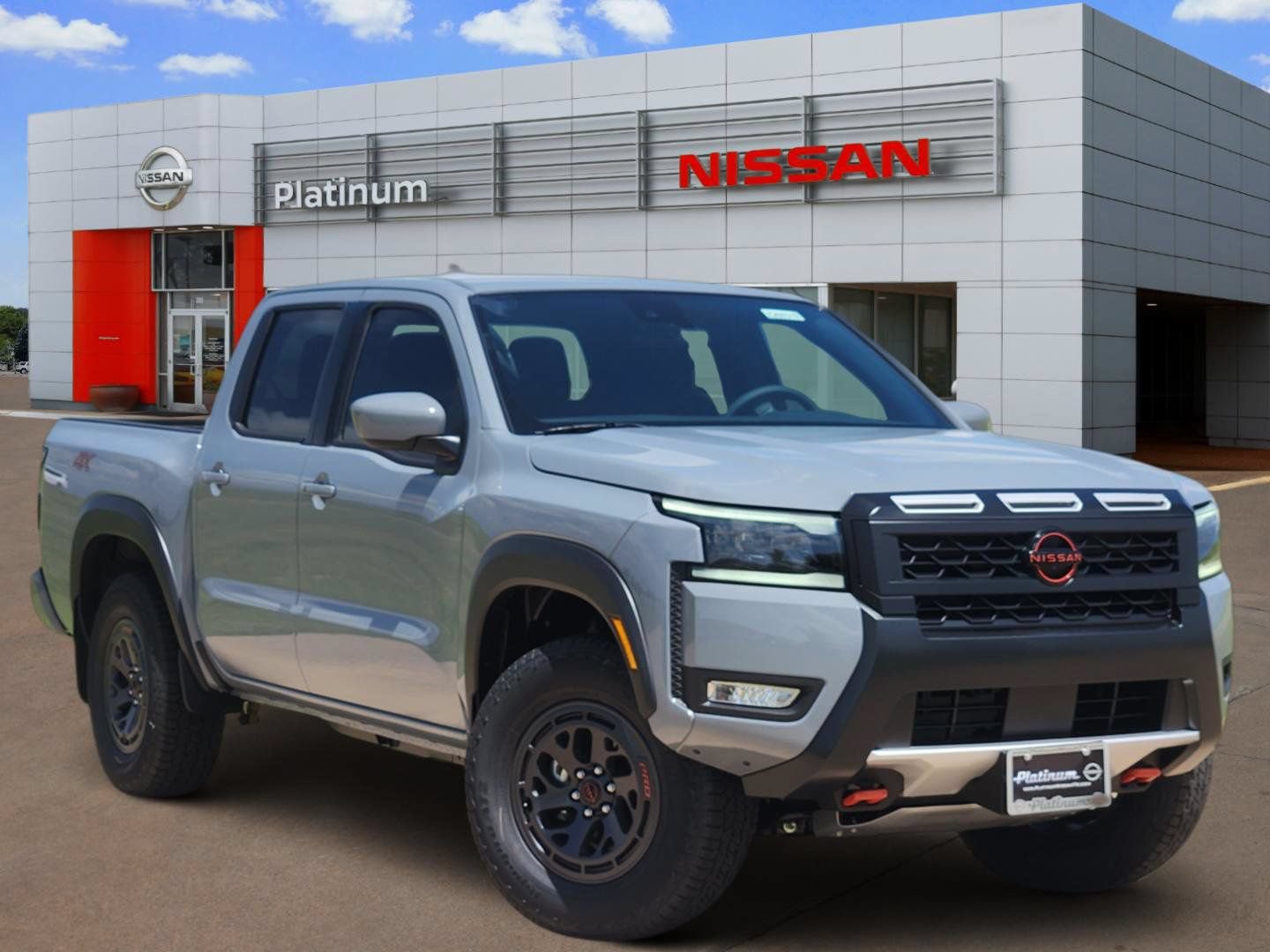 New 2026 Nissan Frontier PRO-4X w/ Tow Package