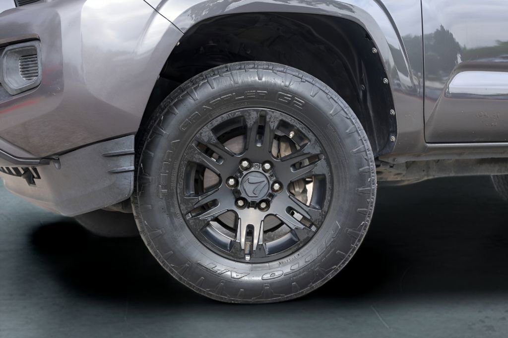 2018 Toyota Tacoma SR