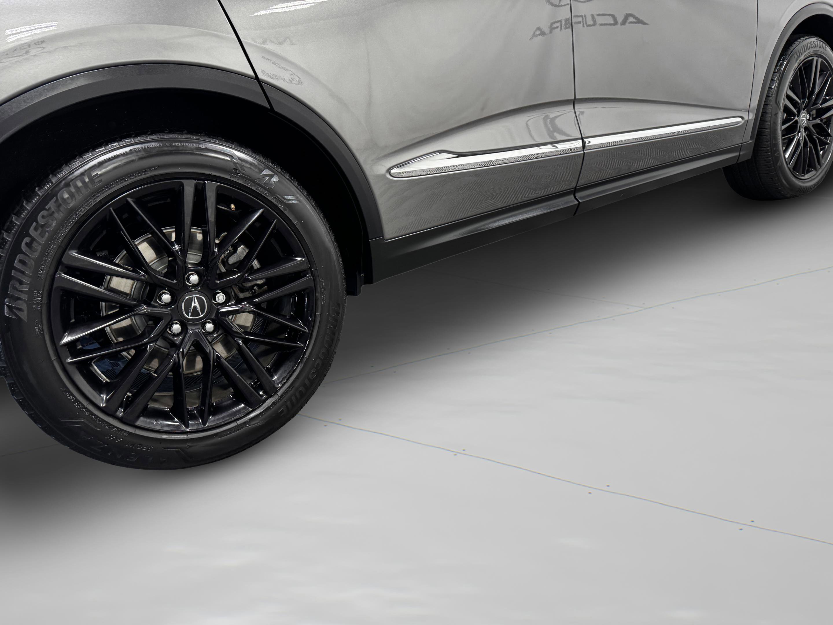 2023 Acura MDX FWD w/ Technology Package