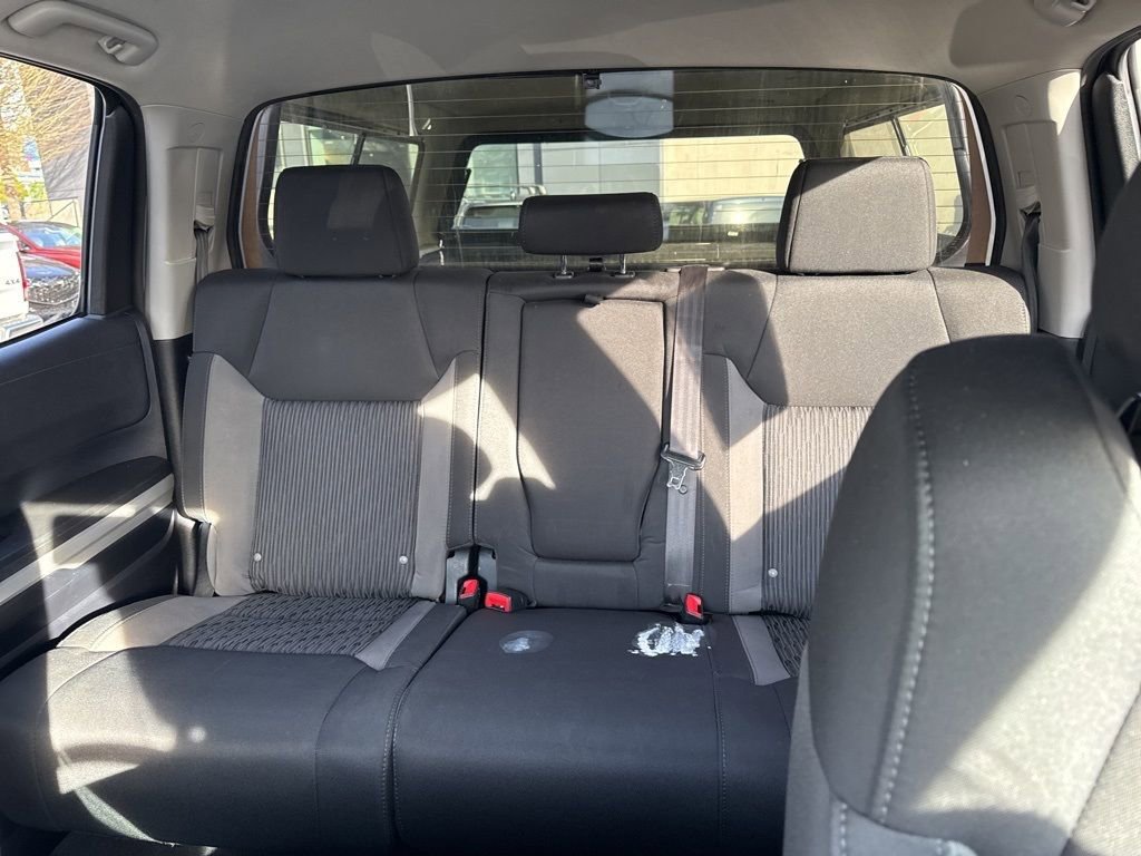 2014 Toyota Tundra SR5