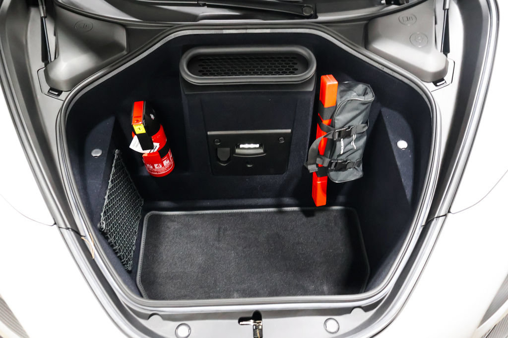 Used 2022 McLaren 765LT photo 72