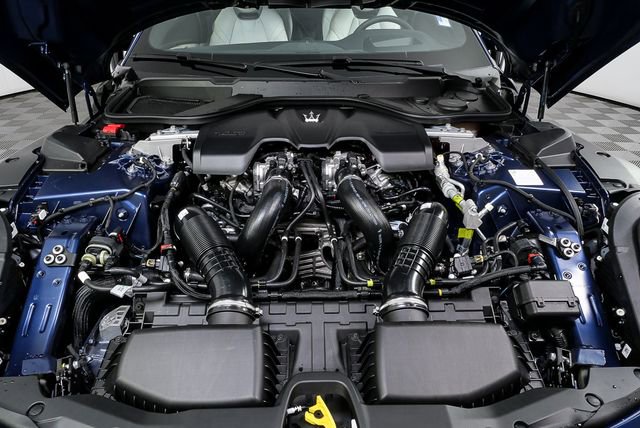 2026 Maserati GranCabrio Modena