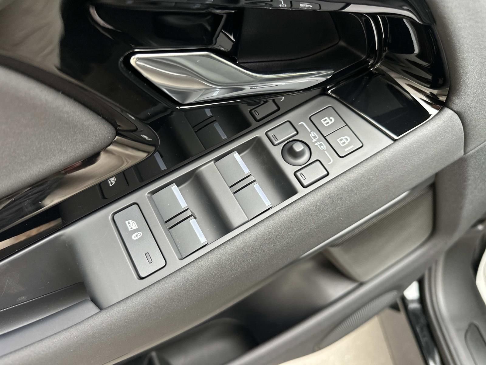 2026 Land Rover Range Rover Evoque S