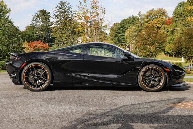 Used 2025 McLaren 750S photo 8