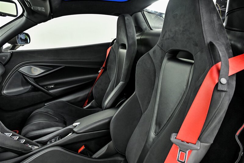 Used 2019 McLaren 720S Spider photo 19
