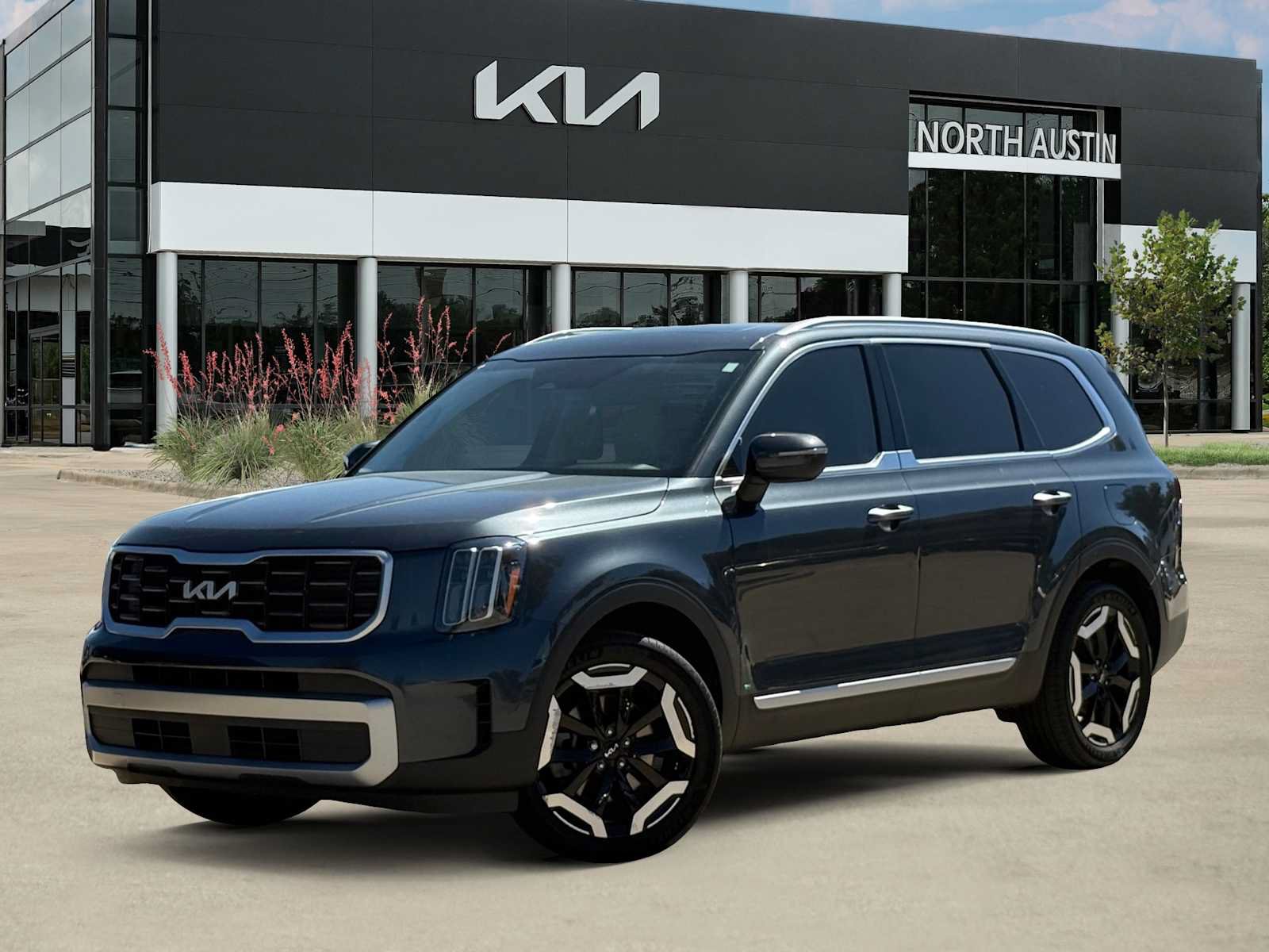 Used 2023 Kia Telluride S w/ S Sunroof Package