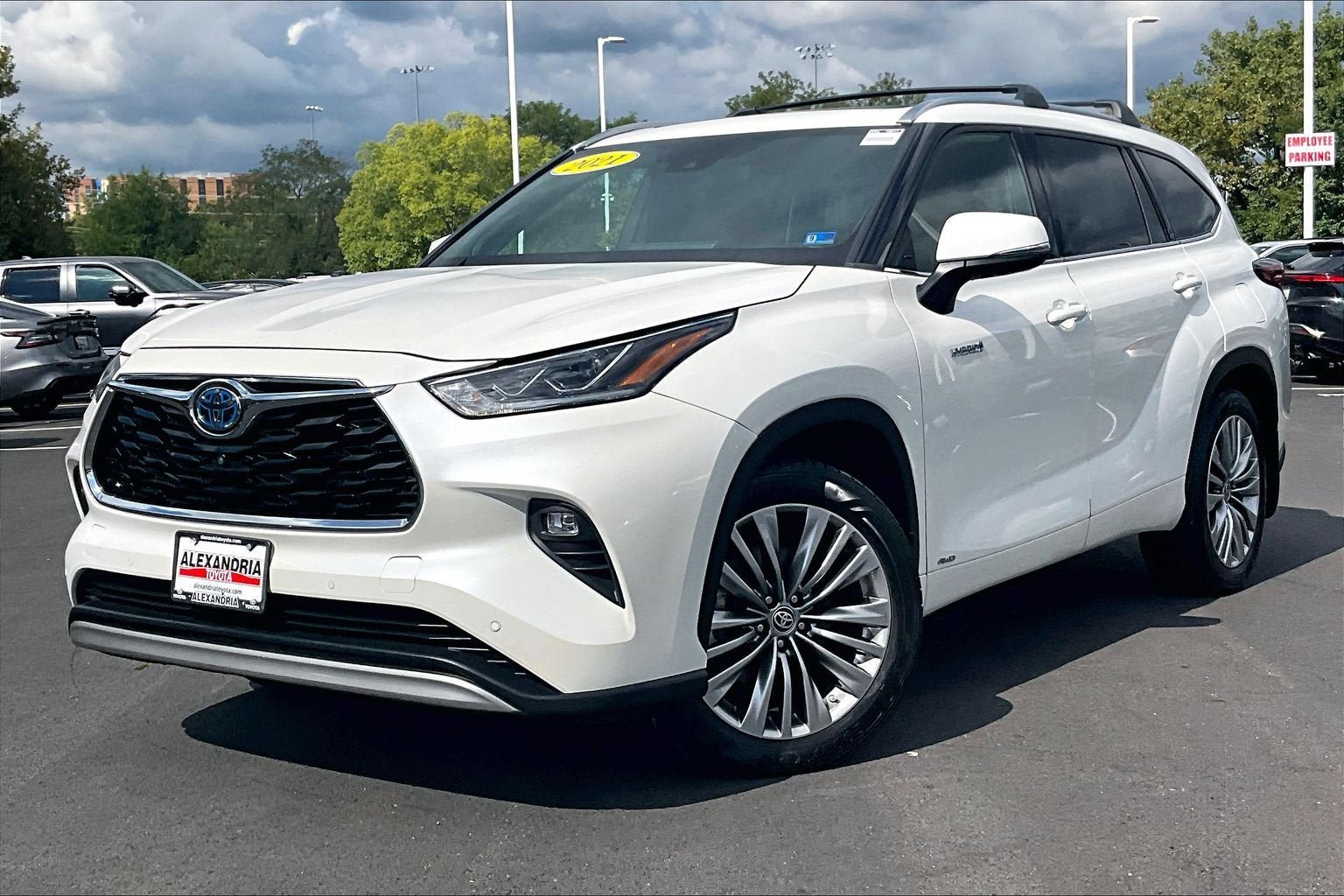Used 2021 Toyota Highlander Platinum
