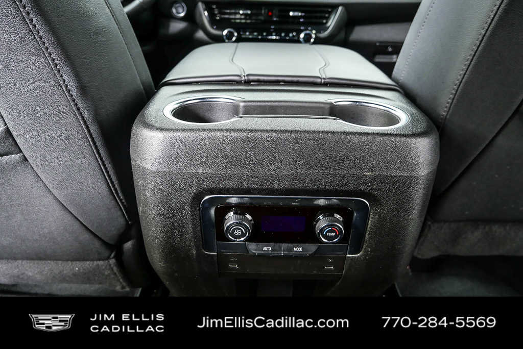 2025 Chevrolet Suburban LT