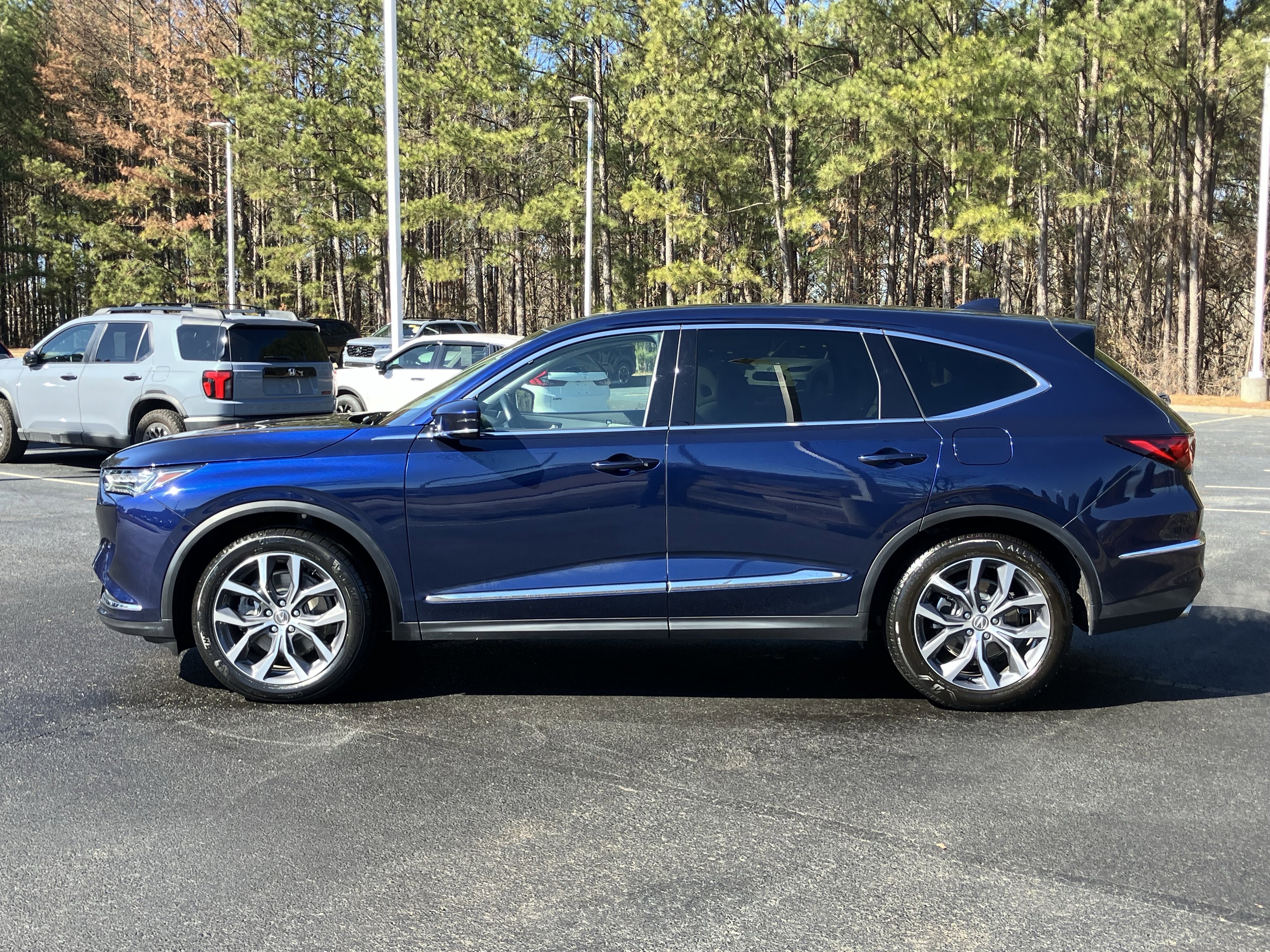 2023 Acura MDX FWD w/ Technology Package