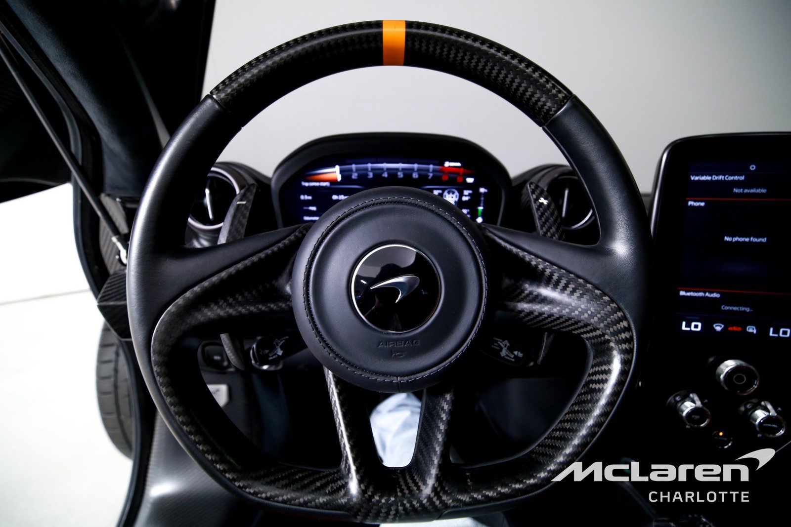 Used 2019 McLaren Senna photo 15