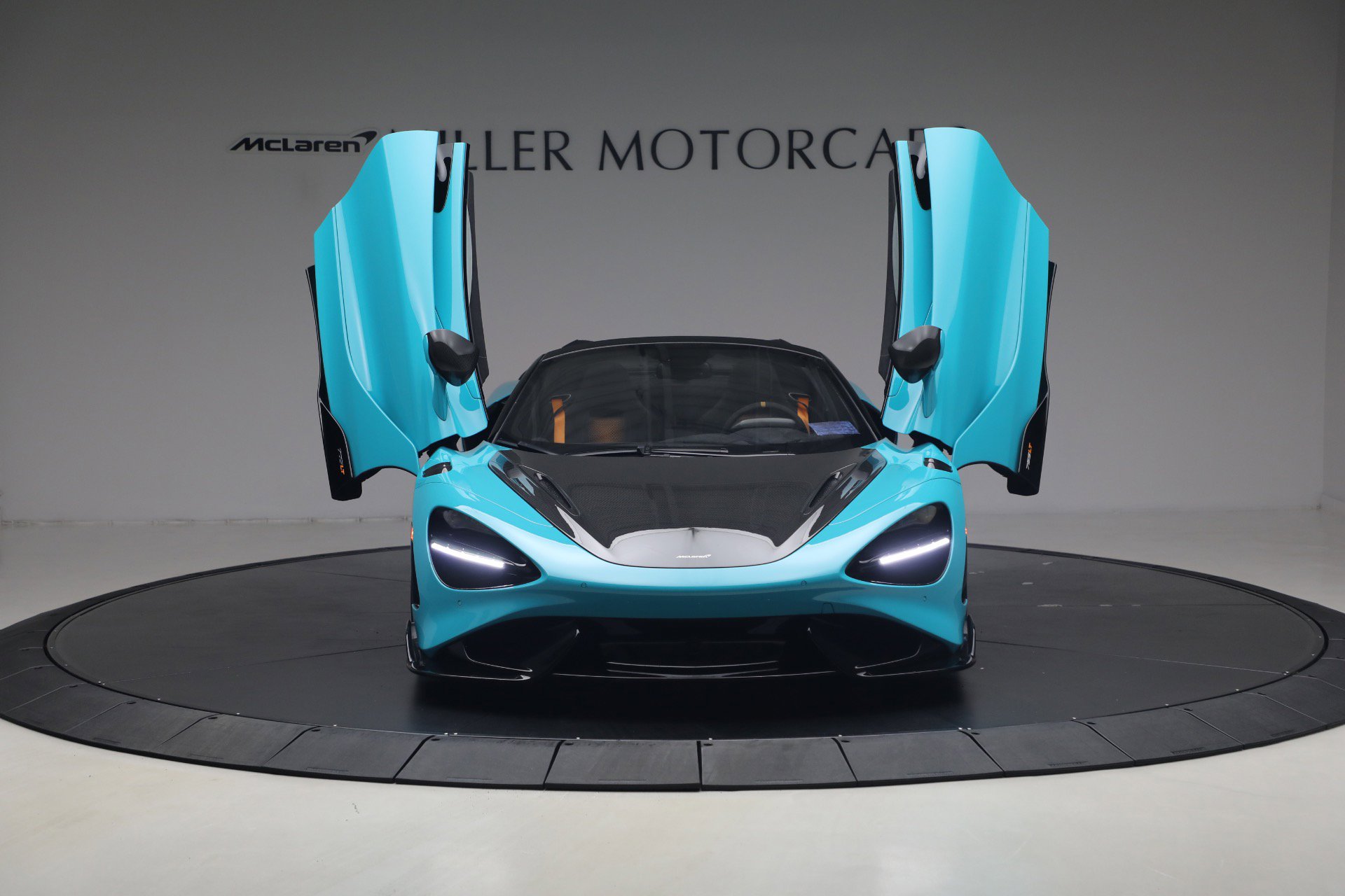 Used 2022 McLaren 765LT photo 13