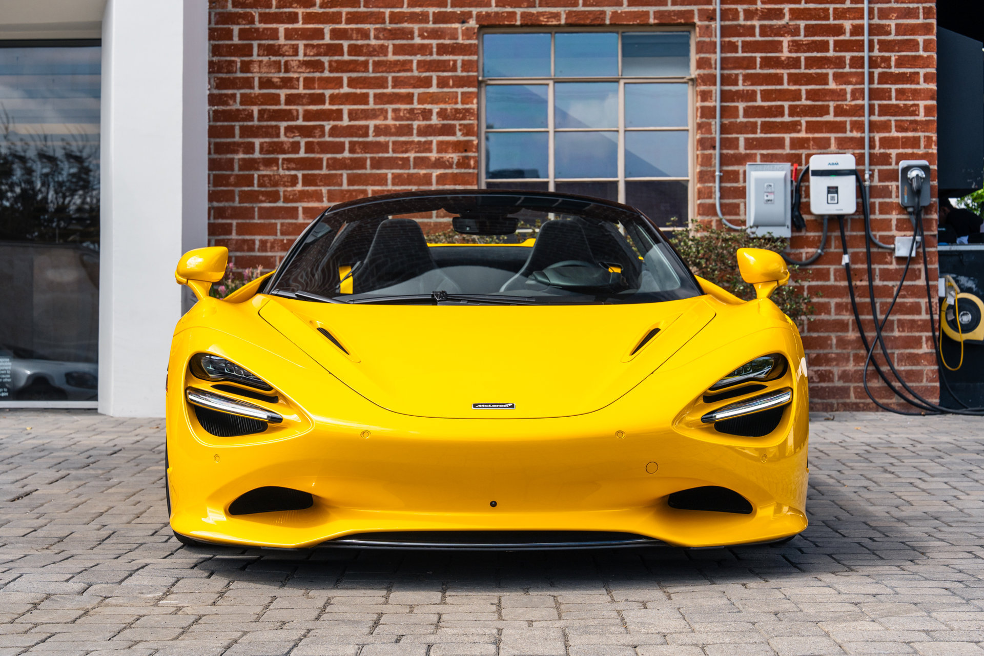 New 2027 McLaren 750S Spider photo 2