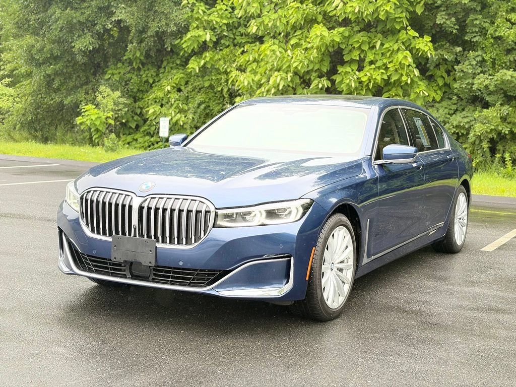 Used 2022 BMW 740i xDrive w/ Premium Package