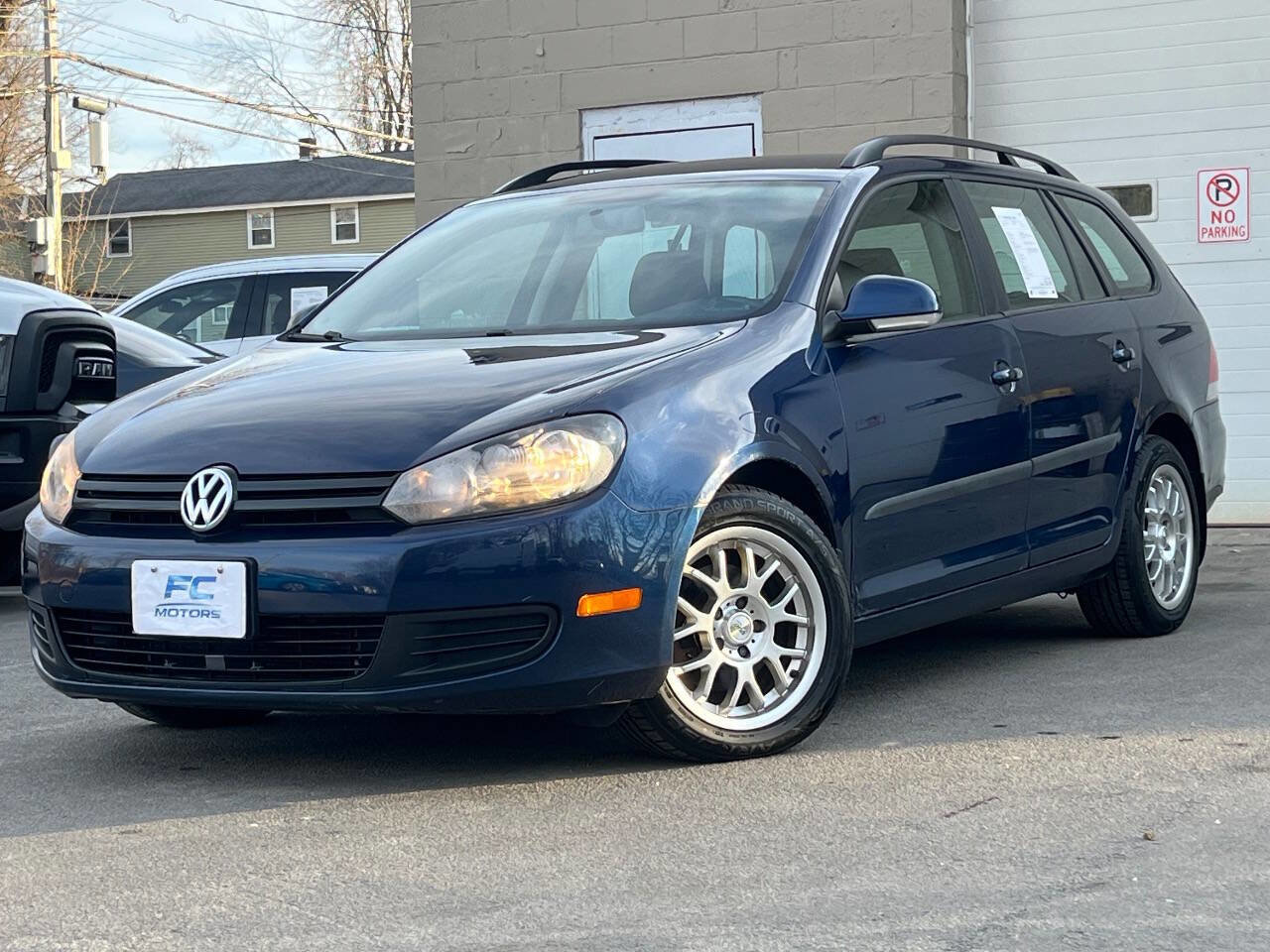 2012 Volkswagen Jetta SportWagen S
