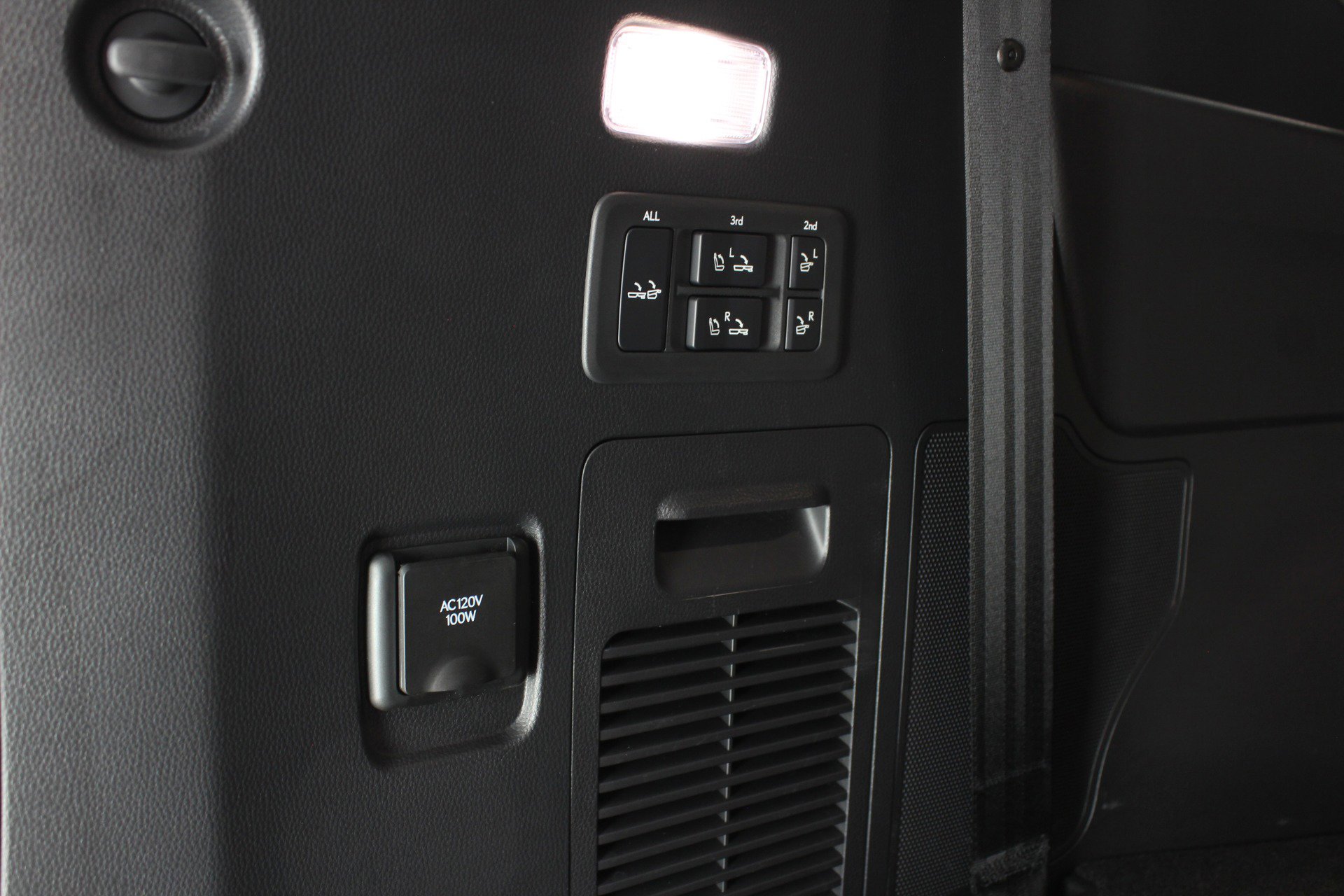 2023 Lexus LX 600 4WD