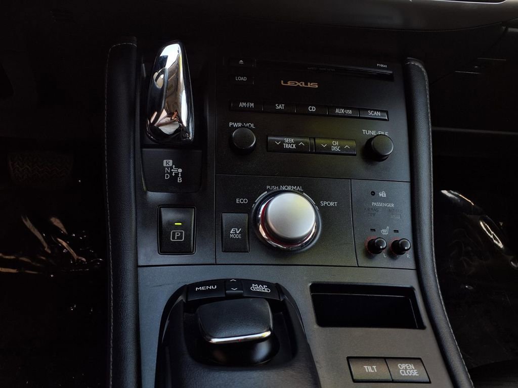 2011 Lexus CT 200h Premium