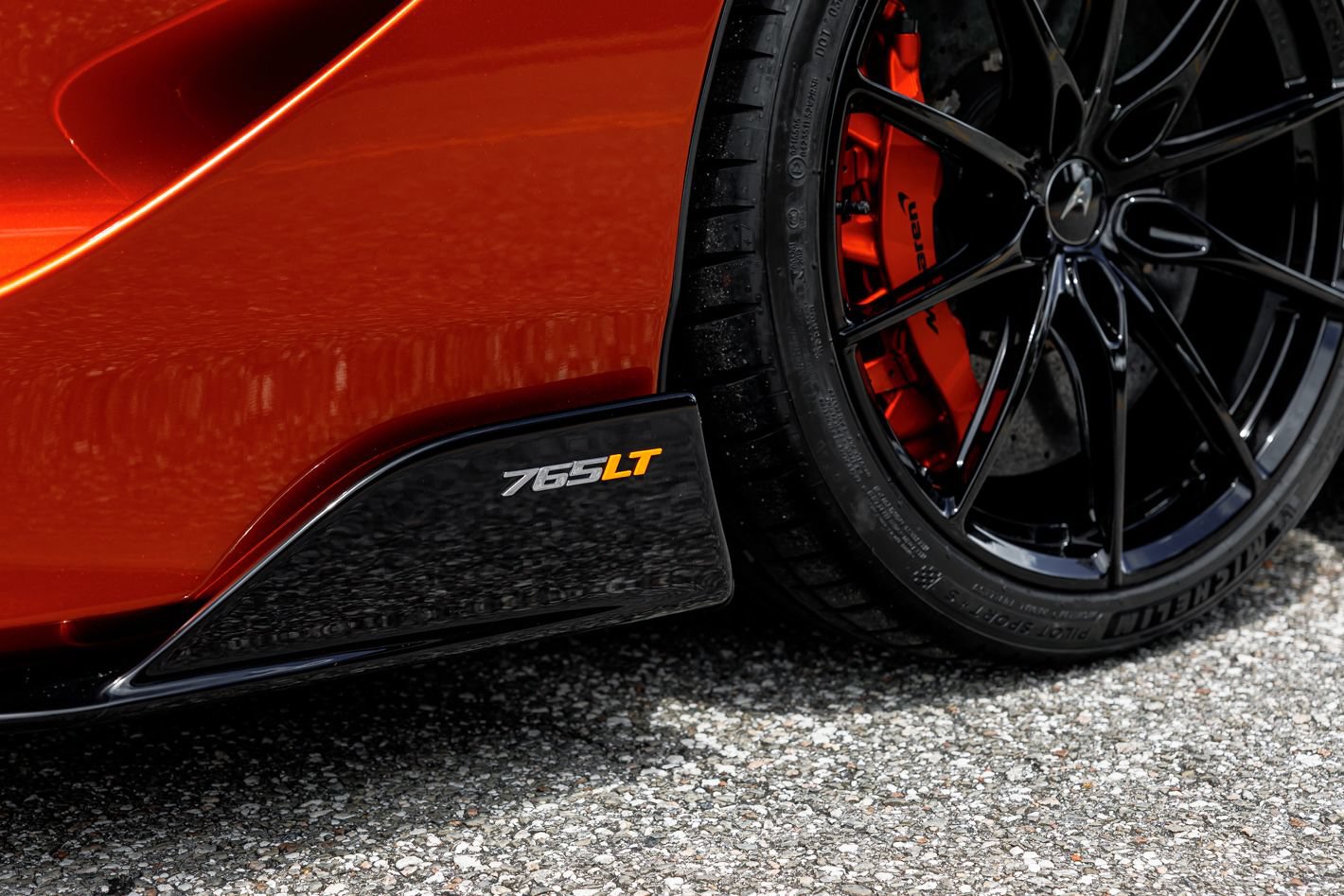 Used 2021 McLaren 765LT photo 17