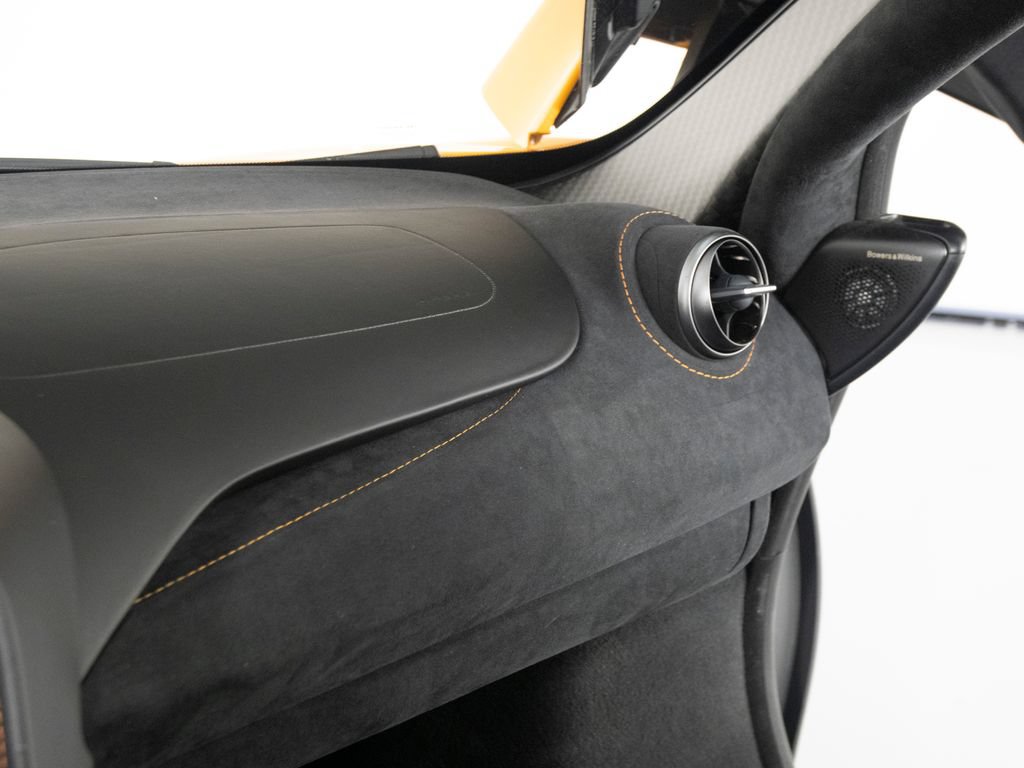 Used 2025 McLaren 750S photo 23