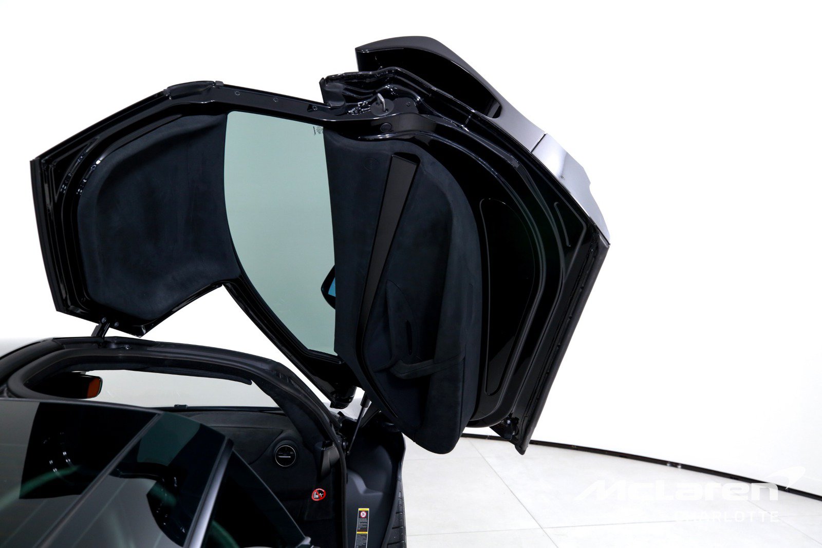Used 2024 McLaren 750S photo 18