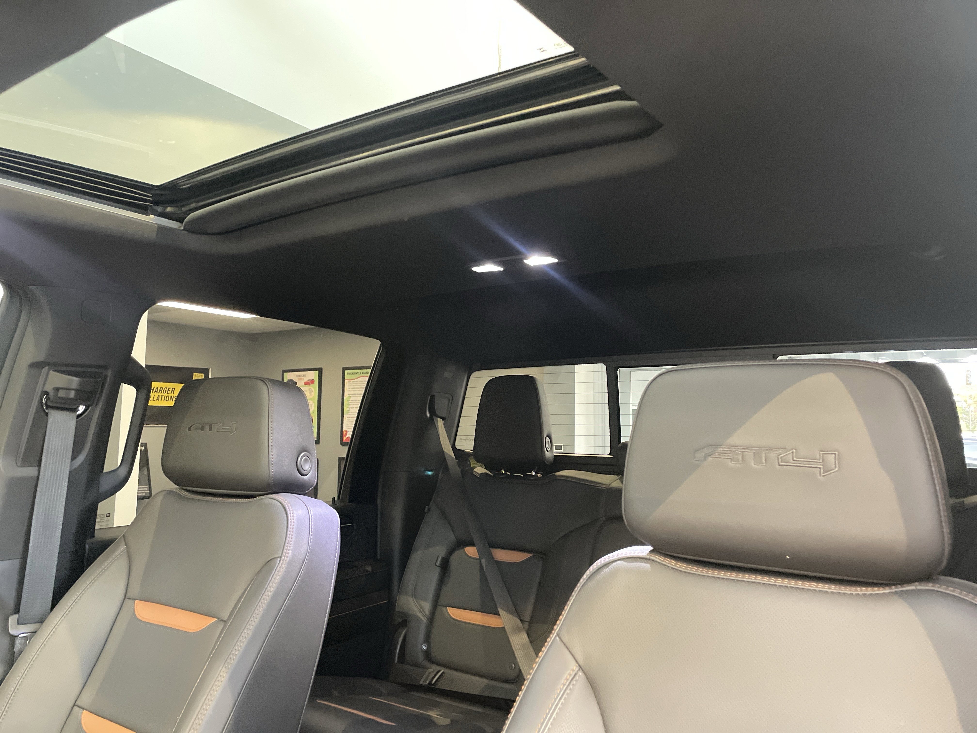 2024 GMC Sierra 2500 AT4