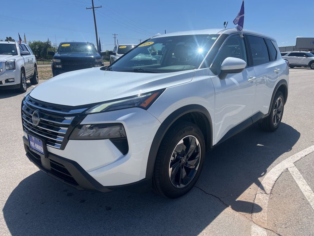 Used 2025 Nissan Rogue SV