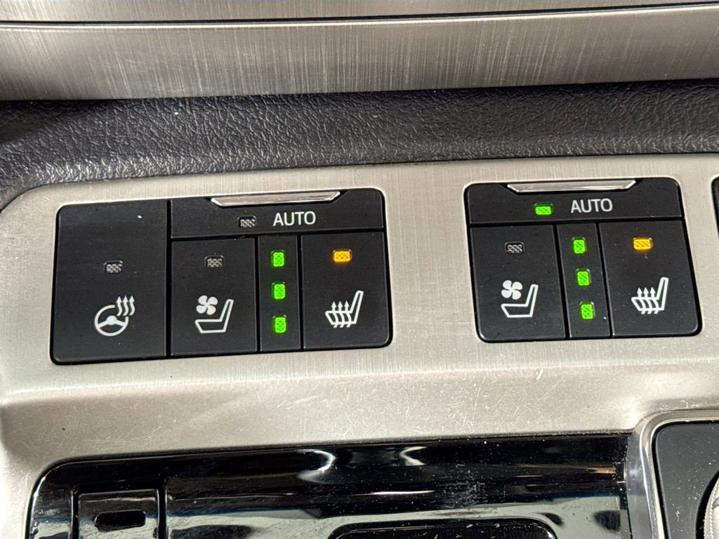 2016 Toyota Land Cruiser