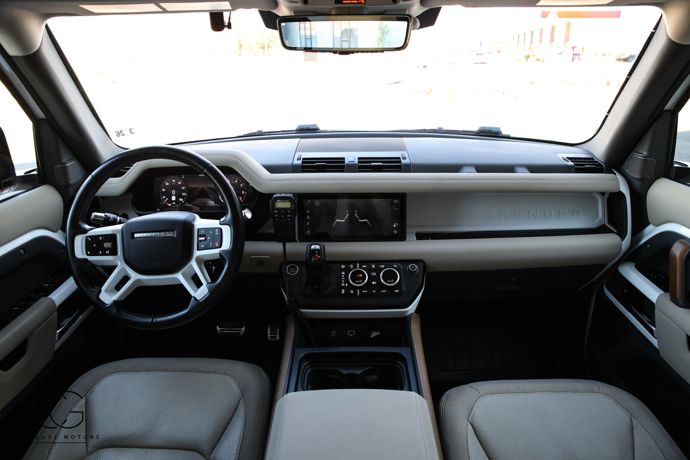 2021 Land Rover Defender 110 SE