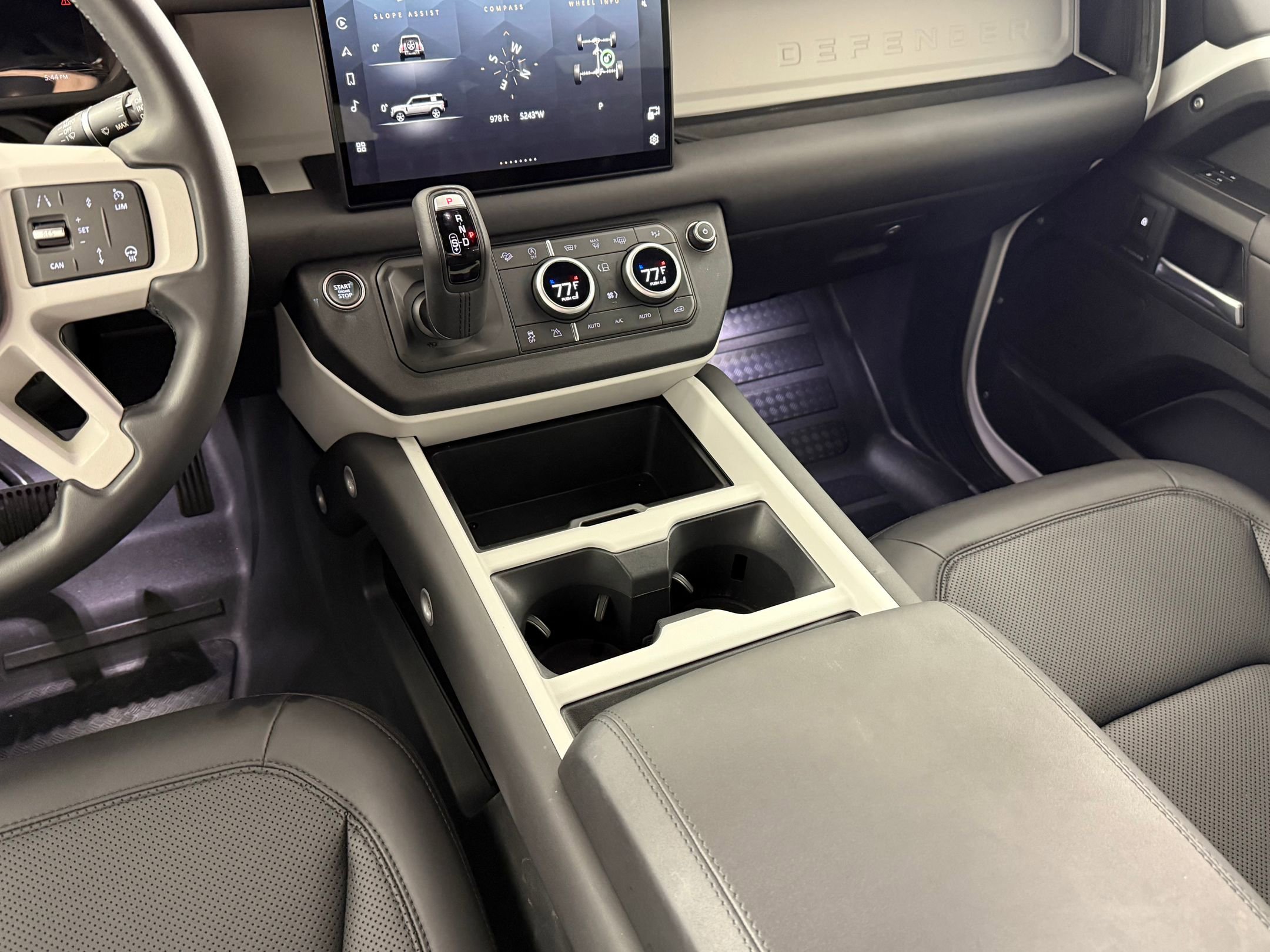 2025 Land Rover Defender 110 S