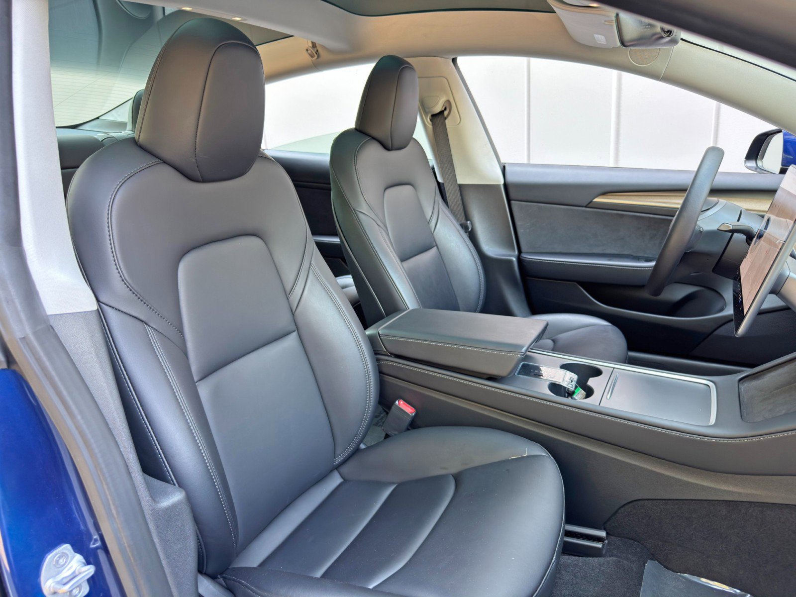 2023 Tesla Model 3 Standard Range