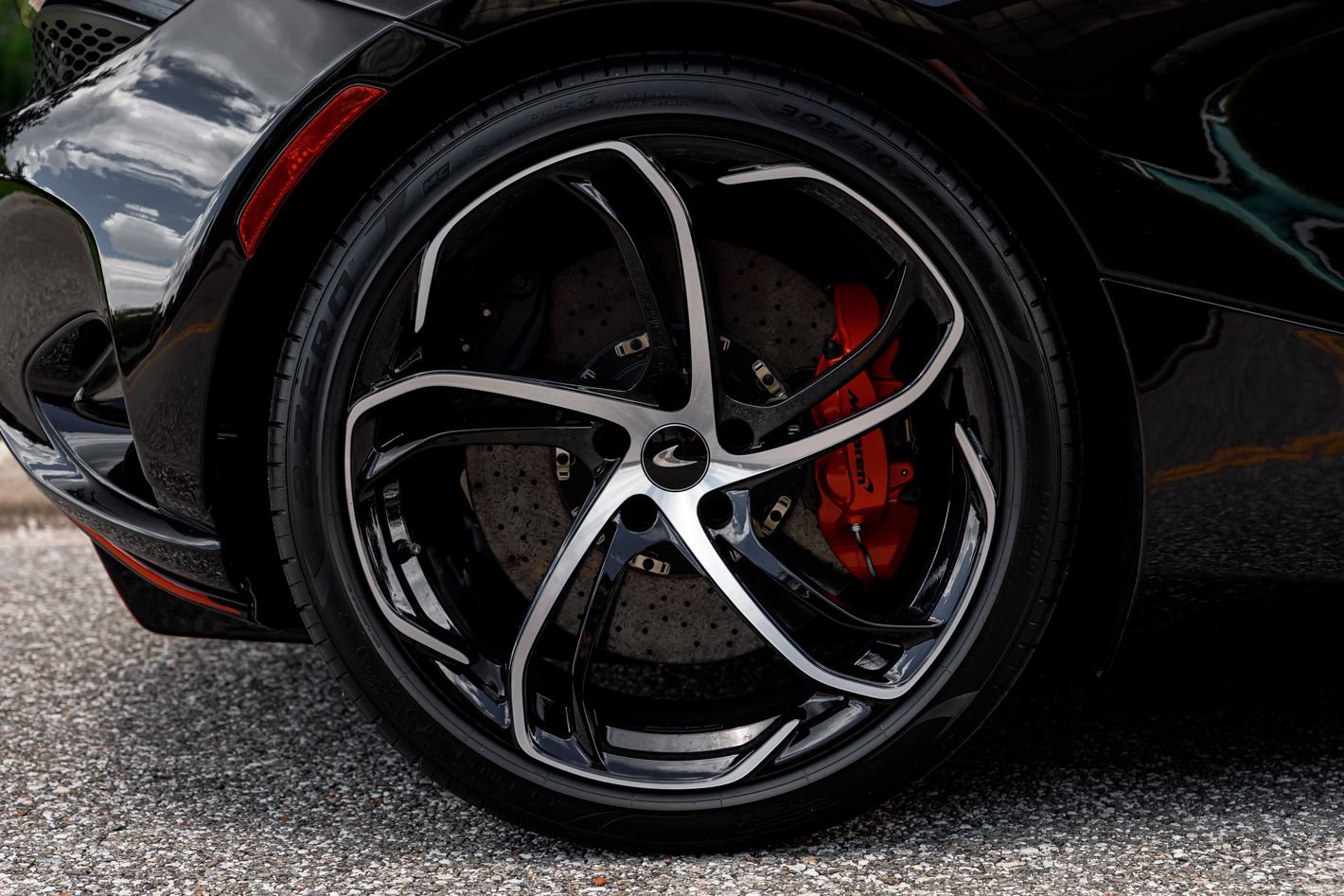 Used 2024 McLaren 750S Spider photo 18