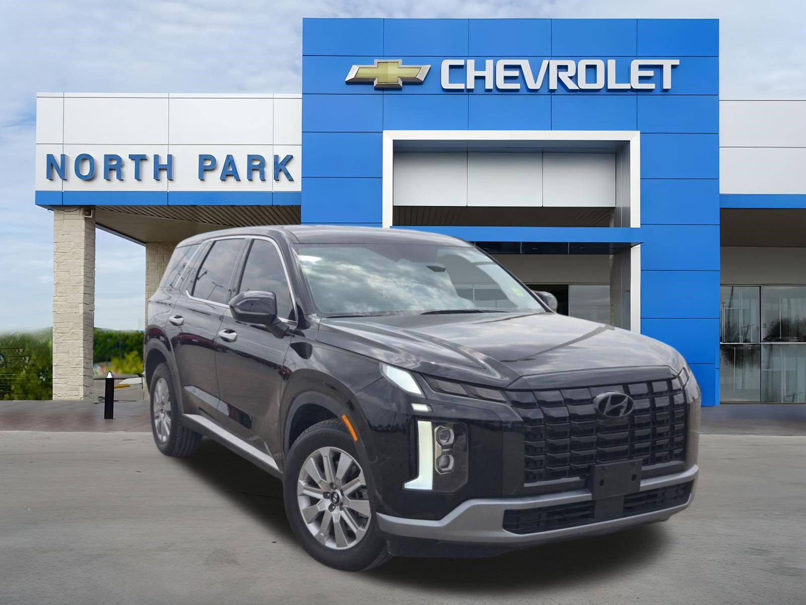 Used 2025 Hyundai Palisade SE