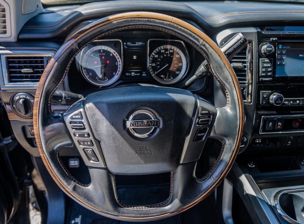 2017 Nissan Titan Platinum Reserve