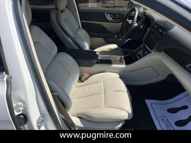 2018 Lincoln Continental Select