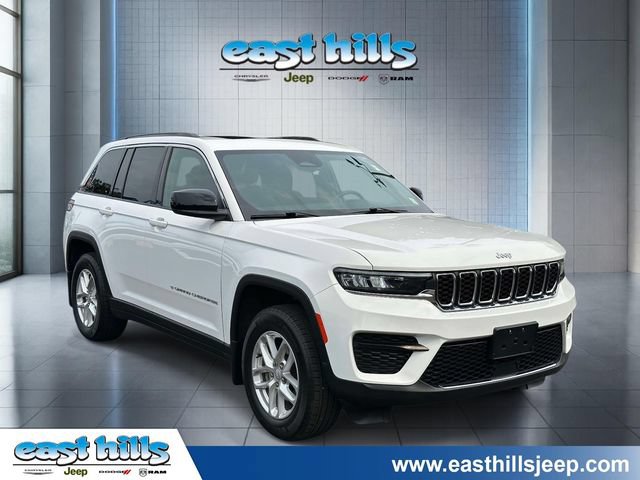 Certified 2025 Jeep Grand Cherokee Laredo X w/ Luxury Tech Group I
