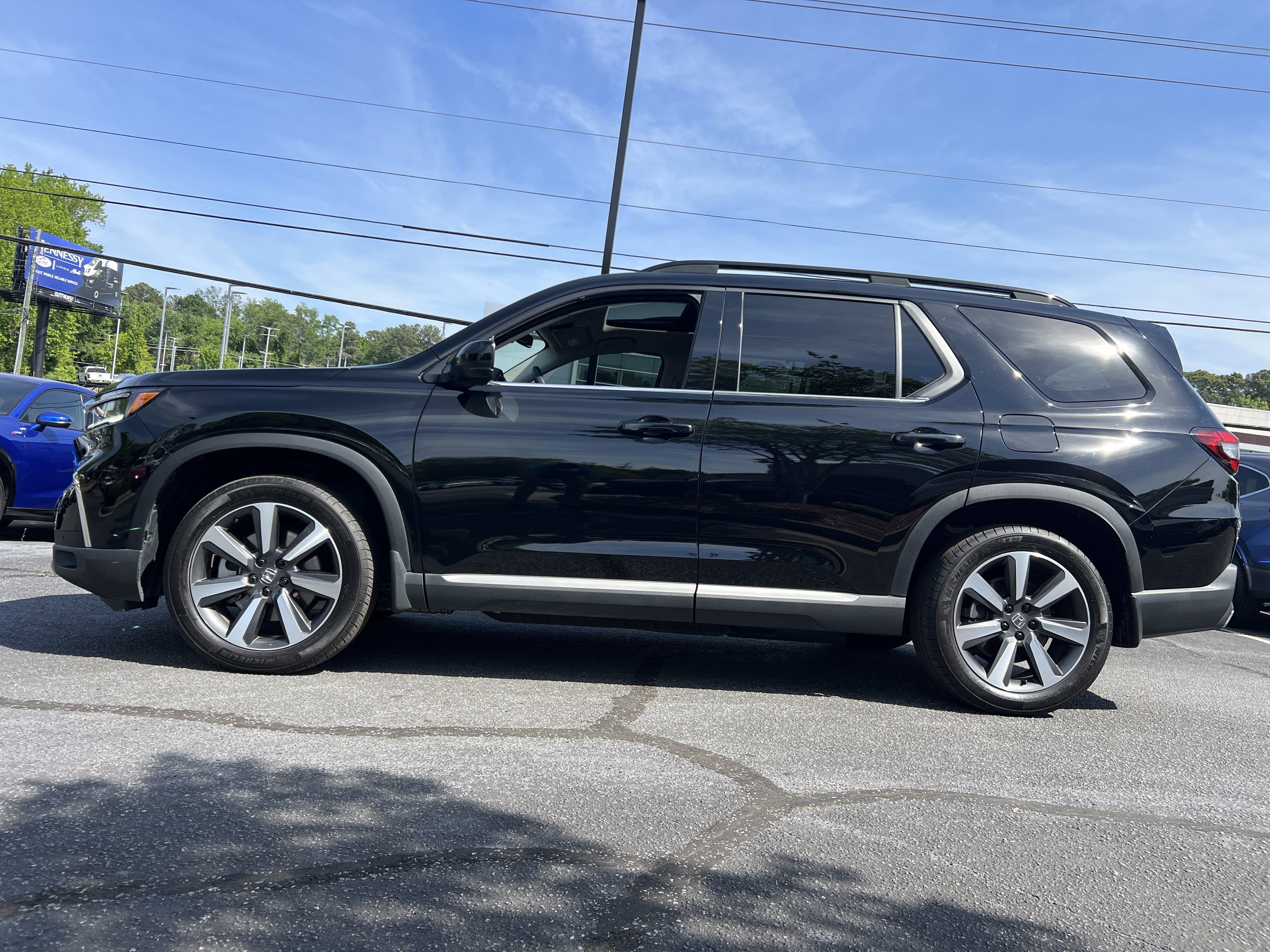 2023 Honda Pilot Touring