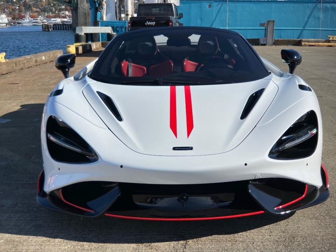 Used 2022 McLaren 765LT photo 6
