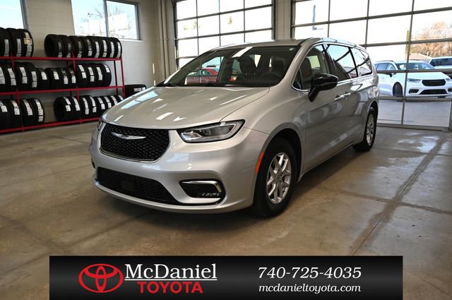 2024 Chrysler Pacifica Touring-L