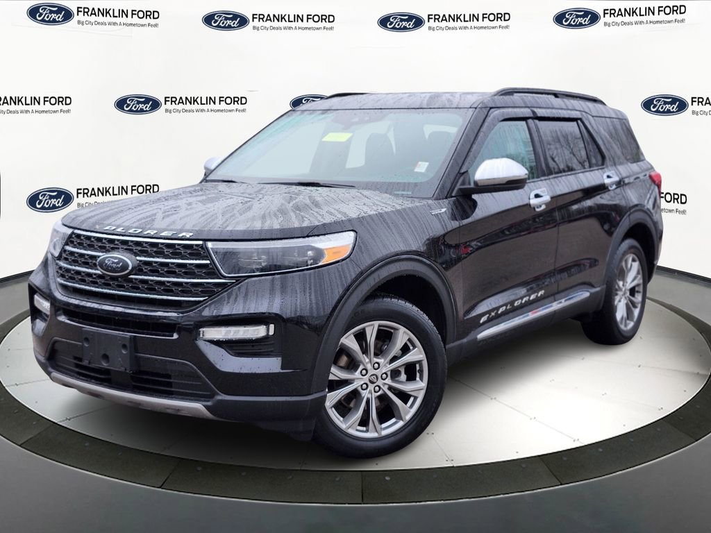 Certified 2022 Ford Explorer XLT w/ Equipment Group 202A