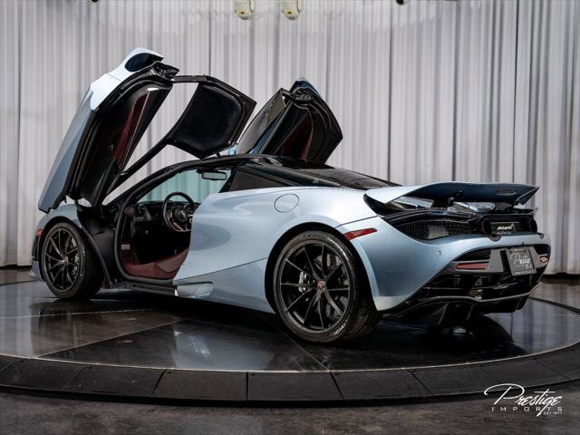 Used 2018 McLaren 720S Luxury photo 15